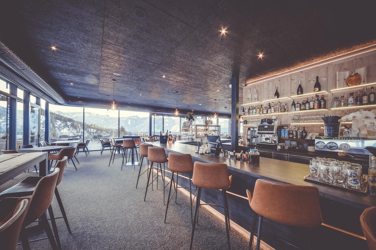 Spaces Hotel Сан-Виджилио-ди-Мареббе Экстерьер фото