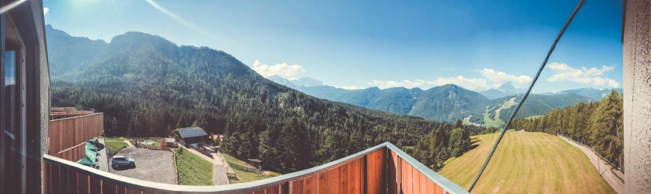 Spaces Hotel Сан-Виджилио-ди-Мареббе Экстерьер фото